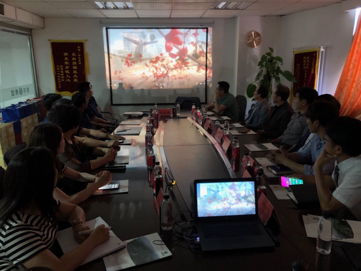 韓國(guó)農(nóng)業(yè)協(xié)會(huì)、漢城BCC公司、韓國(guó)賢光國(guó)際到訪岳氏集團(tuán)與并簽署合作協(xié)議